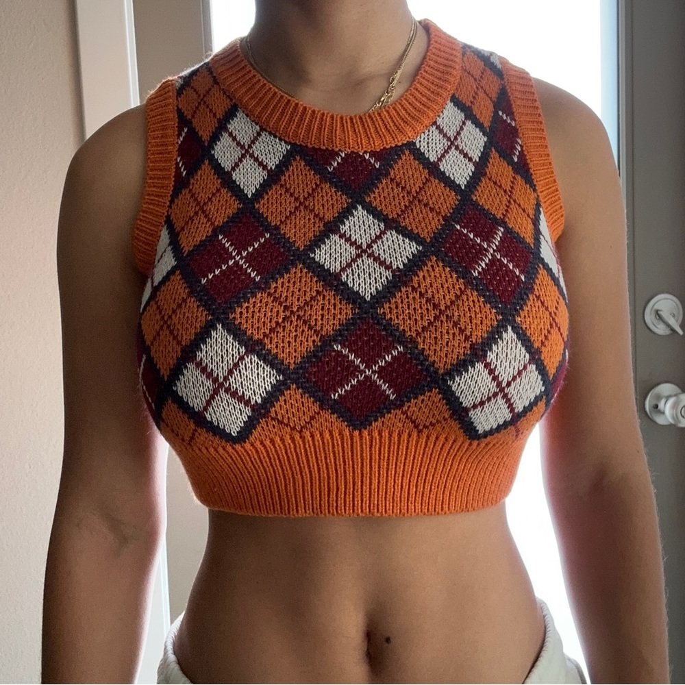 Cropped Plaid Knit Vest